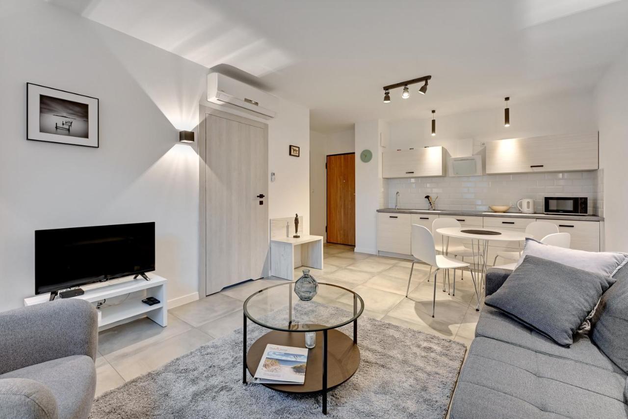 Dom & House - Apartments Angielska Grobla グダニスク エクステリア 写真