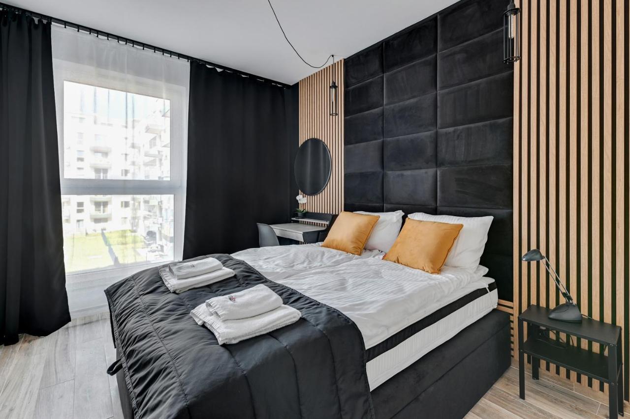 Dom & House - Apartments Angielska Grobla グダニスク エクステリア 写真