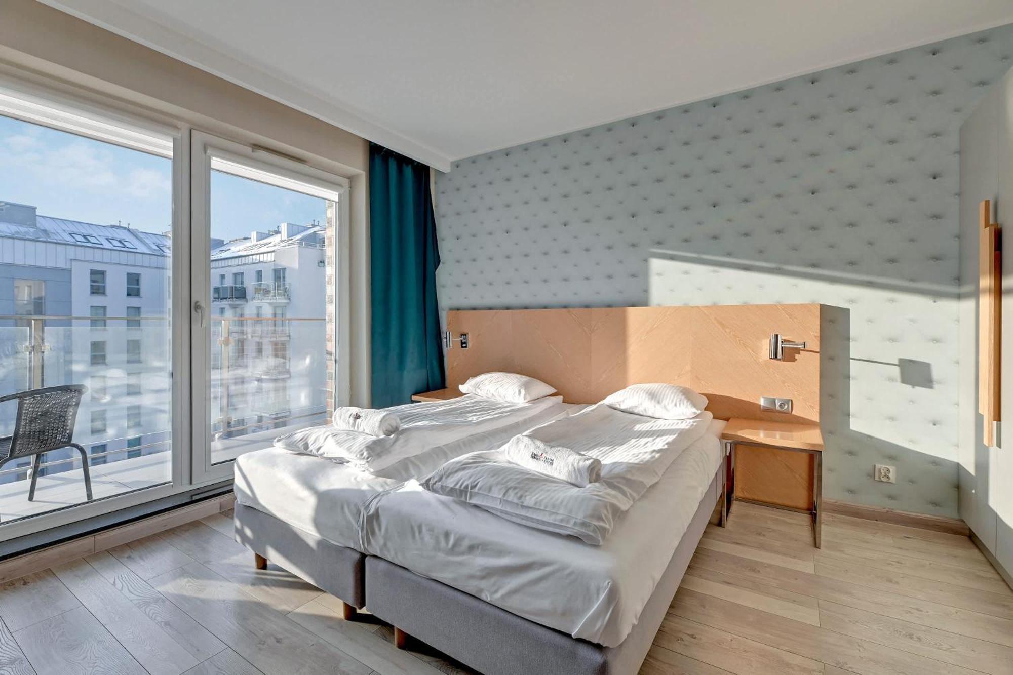 Dom & House - Apartments Angielska Grobla グダニスク エクステリア 写真